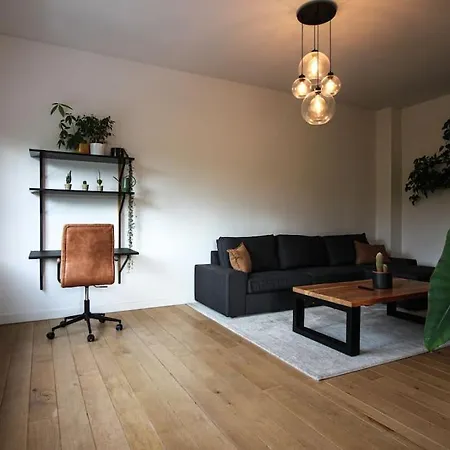 Apartment Urban Oasis Ghent